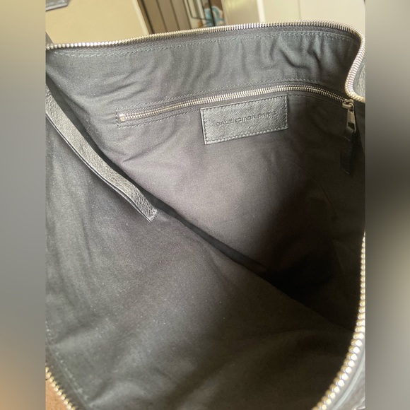 BALENCIAGA Unisex Arena Day Messenger Bag - Picture 8 of 8
